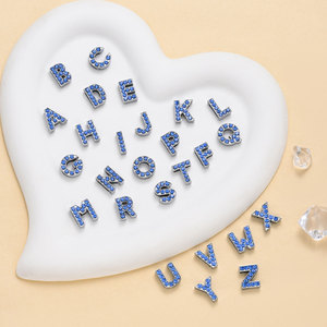 ตัวอักษร A-Z ขนาด 8 มม. ประดับคริสตัลสีน้ำเงิน <span class=keywords><strong>ส</strong></span>ำหรับทำปลอกคอสัตว์เลี้ยง ปลอกคอผู้หญิง DIY ของขวัญ จี้โลหะ งา<span class=keywords><strong>น</strong></span>ฝีมือโลหะ - Product Image 1