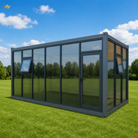 Maison conteneur à mur-rideau en verre haut de gamme, prête à l'installation, construction modulaire en acier pour espace commercial extérieur