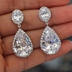 Eleganti Orecchini Pendenti a Goccia per Donne, Orecchini con Pietre Scintillanti, Gioielli alla Moda per Uso Quotidiano, Vendita all'Ingrosso - Product Image 3