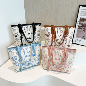 Bolso de Hombro de Gran Capacidad con Dos Correas y Cremallera, Novedad Otoño-Invierno 2026, Bonito Bolso con Estampado de Dibujos Animados, Estilo Literario y Dulce - Product Image 1