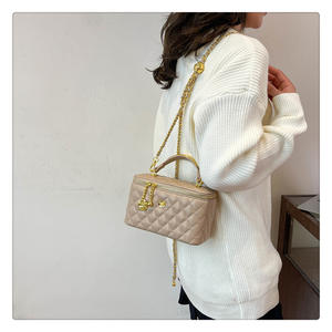 2025 nuevos bolsos de moda para mujer, bolso ligero de lujo con entramado de diamantes, bolso cuadrado para mujer, bolso de hombro tipo cubo - Product Image 4