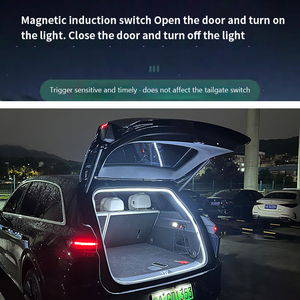 Đèn <span class=keywords><strong>LED</strong></span> dải linh hoạt đa năng cho cốp xe với thiết kế đầu cắm pin để chiếu sáng khu vực chở hàng - Product Image 5