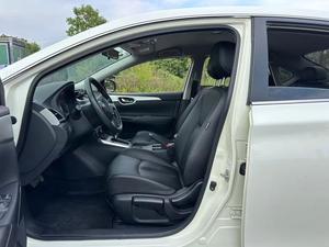 Berline d'occasion en stock à vendre 2024 Voitures neuves chinoises bon marché Sylphy Dongfeng Xuanyi 1.6l Fwd Cvt Voitures confortables - Product Image 6