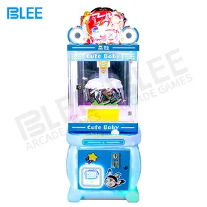 Factory Direct Sale Amusement Parks Machine Coin Operated Clamp Gift Game Machine for Game Centers