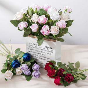 Artificiels : Fleurs artificielles en flanelle, pierres précieuses, roses, plantes vertes, roses en velours simulé. Vente en gros pour décoration de mariage. - Product Image 2