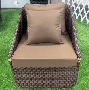 طقم كنب عصري من الخوص الروطان باللون البني للاستخدام الداخلي والخارجي للحديقة والفناء والفندق وغرفة المعيشة والشقة - Product Image 5