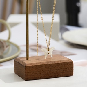 Collar con Colgante de Mariposa de Acero Inoxidable Personalizado al por Mayor, Sin Deslustre, para Mujer - Product Image 2