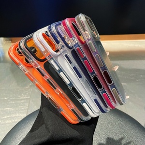 Coque de téléphone magnétique mate en gros pour iPhone 18 17 16 Pro Max, compatible avec le chargement sans fil, antichoc, protection arrière - Product Image 4