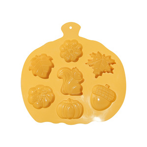 Silicone Cake Mold 7 Holes Pumpkin Leaf Squirrel Baking Mold Lemon Yellow Cake Tools - Product Image 4