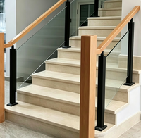 Profil de base en aluminium durable pour verre trempé soumis au vent sur passerelles côtières, plateformes et escaliers ouverts