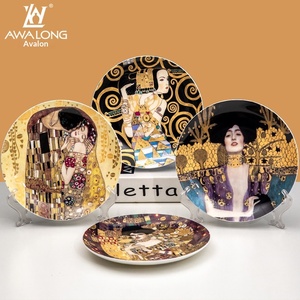 Assiette à fruits Klimt Kiss de 8 pouces, peinture à l'huile, art décoratif, assiette de service, porcelaine fine, assiette à dessert créative de 8 pouces - Product Image 1