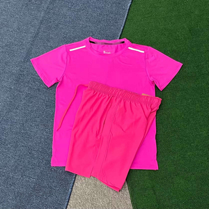 Nouvel ensemble de maillots de football personnalisés pour hommes 2026 - Maillot respirant <span class=keywords><strong>en</strong></span> maille à séchage rapide, léger, à manches courtes, multicolore, uniforme d'équipe pour l'été - Product Image 3
