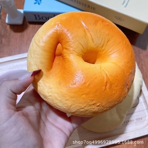 Jouet Squishy Géant Bagel en PU Réaliste, Texture Collante, Rebond Lent, Anti-Stress, Cadeau pour Enfants et Adultes de 5 à 7 Ans - Product Image 2