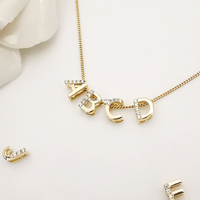Mode personnalisé 9K véritable or Zircon lettre initiale collier personnalisé lettre nom collier 9k véritable or pour cadeau