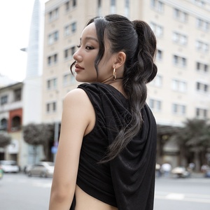 반짝이는 새틴 바이어스 스커트 세트 여성 카울 넥 탑 정사이즈 무릎 위에 맞는 데일리 착용 200gr 저지 원단 베트남 브랜드 - Product Image 3