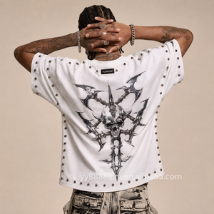 T-shirt OEM avec rivets, T-shirts blancs, T-shirt avec logo, T-shirt personnalisé à manches courtes, T-shirt vintage streetwear, T-shirt personnalisé pour homme, à porter au quotidien - Product Image 1