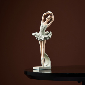 Estatua <span class=keywords><strong>de</strong></span> Bailarina <span class=keywords><strong>de</strong></span> Resina Moderna y Lujosa, Regalo para Niña, Modelo Creativo para Decoración <span class=keywords><strong>de</strong></span> Sala <span class=keywords><strong>de</strong></span> Estar, Mueble para Vino, Elegante Bailarina - Product Image 2