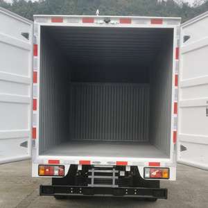 Camión Ligero Diésel Isuzu NPR <span class=keywords><strong>4x4</strong></span> Euro 6 Manual de <span class=keywords><strong>Doble</strong></span> Cabina para Transporte de Carga 3.5 Toneladas 4 Ruedas África 100p - Product Image 3