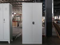 Lemari pakaian lemari arsip logam 2 pintu ayunan kabinet arsip baja pegangan kunci kustom