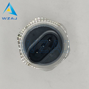 Bu5a9f972ca เซ็นเซอร์วัดแรงดันน้ำมันรถยนต์แบบเกลียวติดตั้งแบบ Piezoresistive สำหรับชิ้นส่วนเครื่องยนต์เบนซ์ - Product Image 3