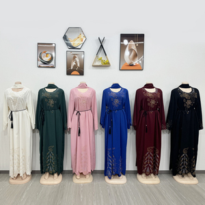 Nieuwe Groothandel Afrikaanse Traditionele Kleding Moslim Strass Elegante Damesjurk - Product Image 1