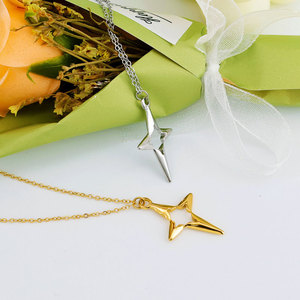Collar de Joyería con Colgante de Estrella de Cuatro Puntas en Acero Inoxidable 316L, Chapado en Oro de 18k, Resistente al Agua y al Deslustre, para Mujer - Product Image 1