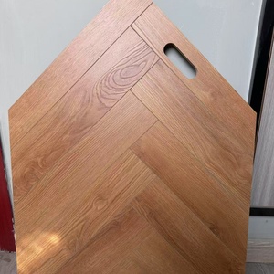 Plancher stratifié gris clair <span class=keywords><strong>Quick</strong></span> <span class=keywords><strong>Step</strong></span> à chevrons en cerisier - Product Image 4