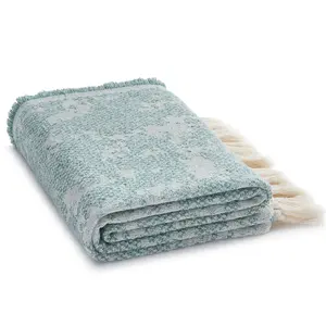 BLX cozy market new design hot sale super soft cheap custom winter whosale sofa blanket with tassels