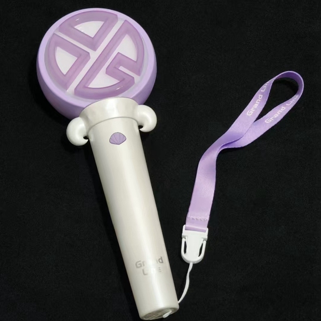 Richshining OEM Custom APP Bluetooth Programming LED Stick DMX Remote Control Ball Lightstick for Concert Party Decoration