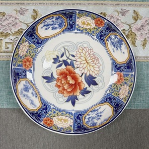 Assiette ronde en céramique émaillée de 8 pouces, style vintage, assiette creuse durable pour les fêtes - Product Image 1