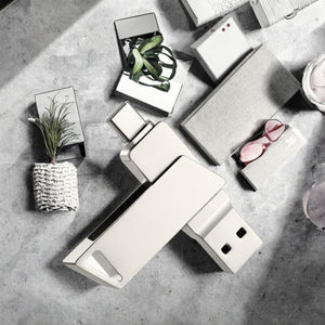 فلاش درايف <span class=keywords><strong>USB</strong></span> 3.0 عالي السرعة من النوع C إلى <span class=keywords><strong>USB</strong></span>-A/OTG 2 في 1 قابل للدوران بسعات 256 جيجابايت و512 جيجابايت و1 تيرابايت و2 تيرابايت - Product Image 3