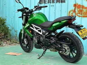 Scooter Beinali 200-400cc vert émeraude, vitesse de 80 km/h, fabriqué dans le Jiangsu, moteur 200-400CC offrant des performances polyvalentes - Product Image 5