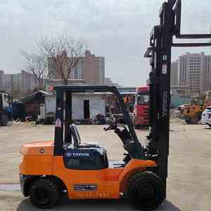 High Efficiency for Toyota 7F/8F3T/4T/4.5/5T/6T Diesel Forklift Multi-Functional Truck Construction Machinery Used <b>Unit</b> - Product Image 2