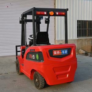 Montacargas Eléctrico Económico de 1 Tonelada y 1.5 Toneladas, Mini de Tres Ruedas, para Arabia Saudita, Emiratos Árabes Unidos y Pakistán - Product Image 2