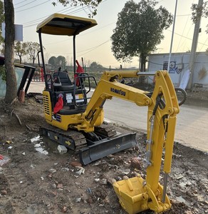 Miniexcavadora Komatsu 20 Usada, Original de Japón, Excavadora Compacta de Orugas, Funcionamiento Suave para Construcción Agrícola - Product Image 2