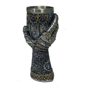 Taza alta de caballero europeo Medieval, taza de mano personalizada con borde cruzado, taza de cerveza, taza de resina de acero inoxidable - Product Image 1