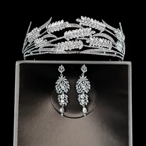 Luxe Bruids Haaraccessoires Strass Tiaras Oorbellen Set Bruidskronen Koninginnen Prinses Bruiloft Bruid Legering Kronen