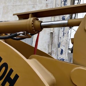 Chargeuse sur pneus Caterpillar CAT950H d'occasion à haut rendement énergétique, système hydraulique, moteur diesel, moteur PLC, pompe, modèle 2022, meilleur choix - Product Image 2