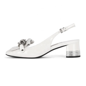 Printemps nouveau <span class=keywords><strong>blanc</strong></span> à franges en cuir à bout carré strass talon carré confortable fronde sandales - Product Image 2