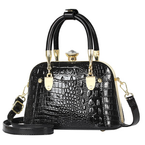 Nueva Llegada, Bolsos de Mano de Color Sólido al por Mayor, Bolsos Cruzados Retro de Gran Capacidad con Borlas, Bolsos de Hombro para Mujer - Product Image 4