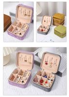 Boîte à bijoux de luxe en velours de haute qualité, portable, carrée, avec fermeture à boucle, étui de rangement pour bijoux, emballage sécurisé, tendance