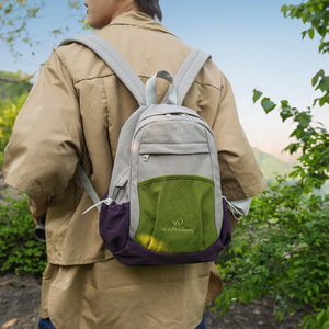 Sac à dos de sport élégant et léger en nylon imperméable, sac de voyage grande capacité, sac d'école <span class=keywords><strong>chic</strong></span> et minimaliste pour femmes - Product Image 1