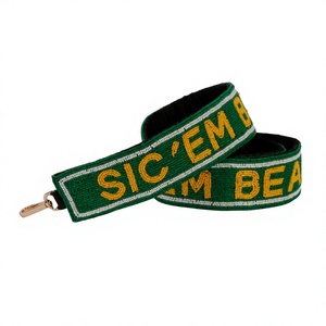 CRYSTAL CRAFT Sic'Em Bears Sangle en tissu vert vintage écologique et tendance, accessoire de sac à main perlé en sangle - Product Image 1