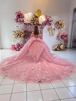 Prinzessinnen-Rosa Quinceañera-Kleid Ballkleid mit Blumenapplikationen Perlenstickerei Schleife Sweet 16 Vestidos De 15 Anos