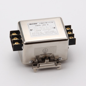 Filtre EMI triphasé 3A6A10A CW4N-10A-R à montage sur rail 10A 440VAC 50/60Hz - Product Image 2
