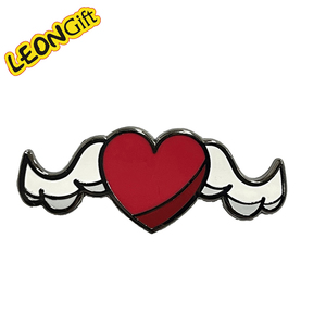 เข็มกลัดโลหะเคลือบแข็งที่กำหนดเองเข็มหมุดเคลือบพร้อมการออกแบบอนิเมะที่กำหนดเองสำหรับงานเลี้ยงงานแต่งงานของโรงเรียน - Product Image 4