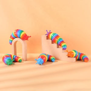 Cầu vồng Sâu Bướm bò động vật mới lạ gag đồ chơi cho trẻ em người lớn thực tế đùa cứu trợ giảm căng thẳng Đồ chơi Quà Tặng - Product Image 4