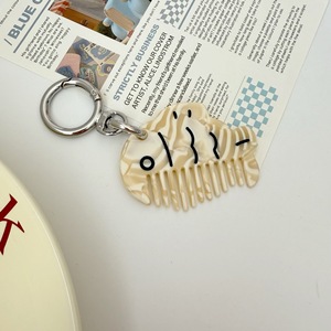 Nouveau porte-clés animalier et fruité mignon, en acétate texturé, motifs chat, chien, pastèque, banane, pomme, pendentif peigne, breloque de sac portable - Product Image 5