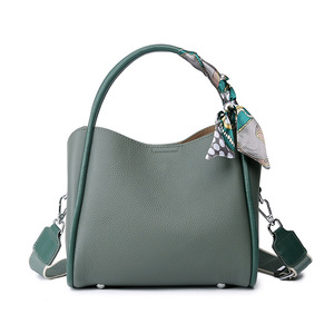 Bolso de Hombro Bellmont para Mujer, Elegante, Marca 5A, con Logotipo Metálico en Colores Populares, Diseño de Lujo, Estilo Personalizado, Venta al Por Mayor - Product Image 1