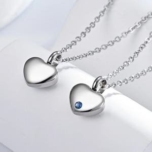 Collier Urne Funéraire Classique en Cristal Mini Cœur, Kit de Remplissage par Entonnoir, Pendentif en Acier Inoxydable pour Cendres Commémoratives - Product Image 4